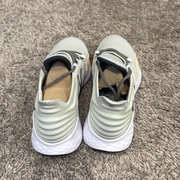 New Balance X Figs Roav Light Gray and Tan Sneakers size 5 - Picture 3 of 6